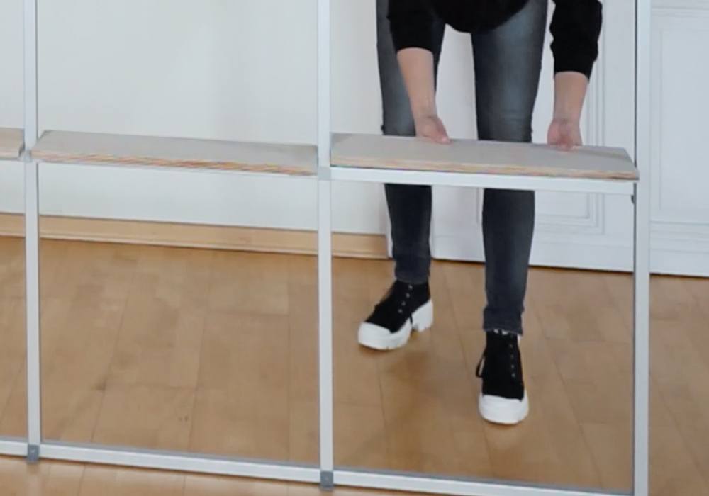 Raumteiler Bauanleitung DIY - Optional Regalböden aufstecken - Schritt-9