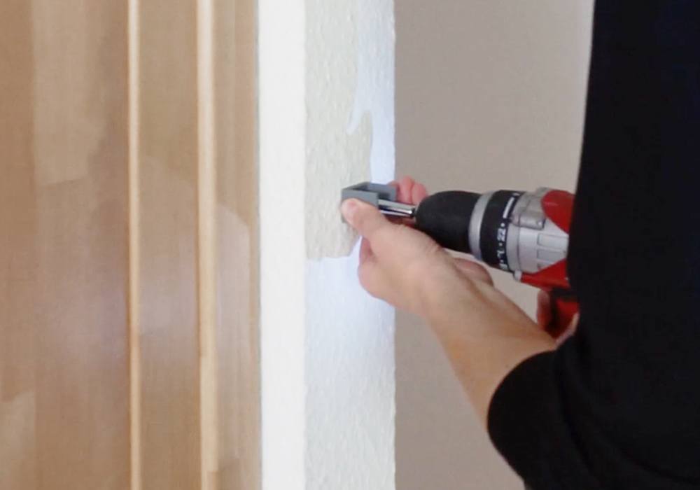 Raumteiler Bauanleitung DIY - Wandbefestigung Wandflansche an Wand befestigen - Schritt-6