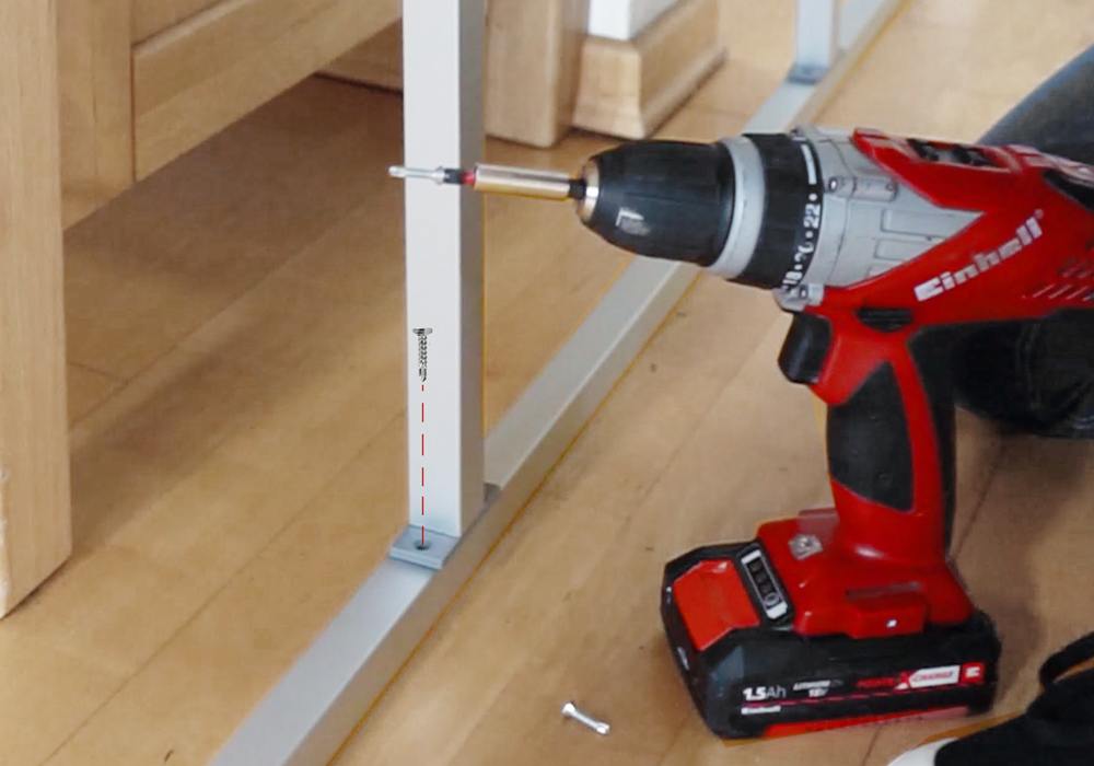Raumteiler Bauanleitung DIY - Endmontage Zapfenflansche Innenraster an Rahmen anschrauben - Schritt-5